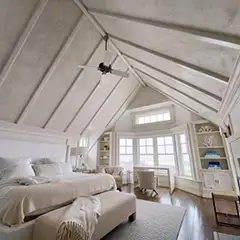 Applicator: Jhon Olaya. Product: Marmorino KS (ceiling).