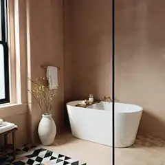 Applicator: Lance Limanti. Product: Archi Tadelakt (Blush color shower/bath area).