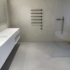 Applicator: Paint Werks. Product: WALL2FLOOR (Bathroom).